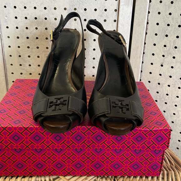 Tory Burch Shoes - Tory Burch leather